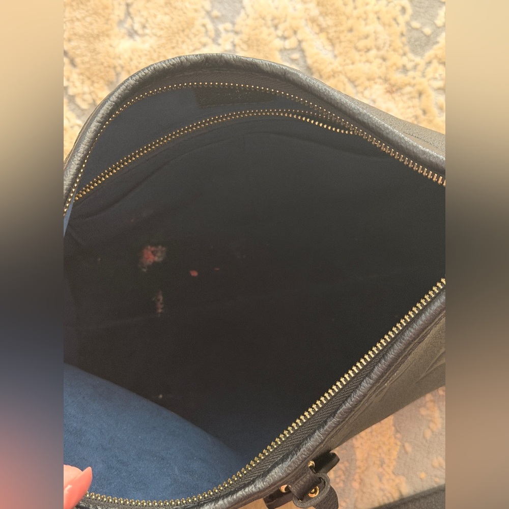 Louis Vuitton Carryall PM - Black - Picture 9 of 12